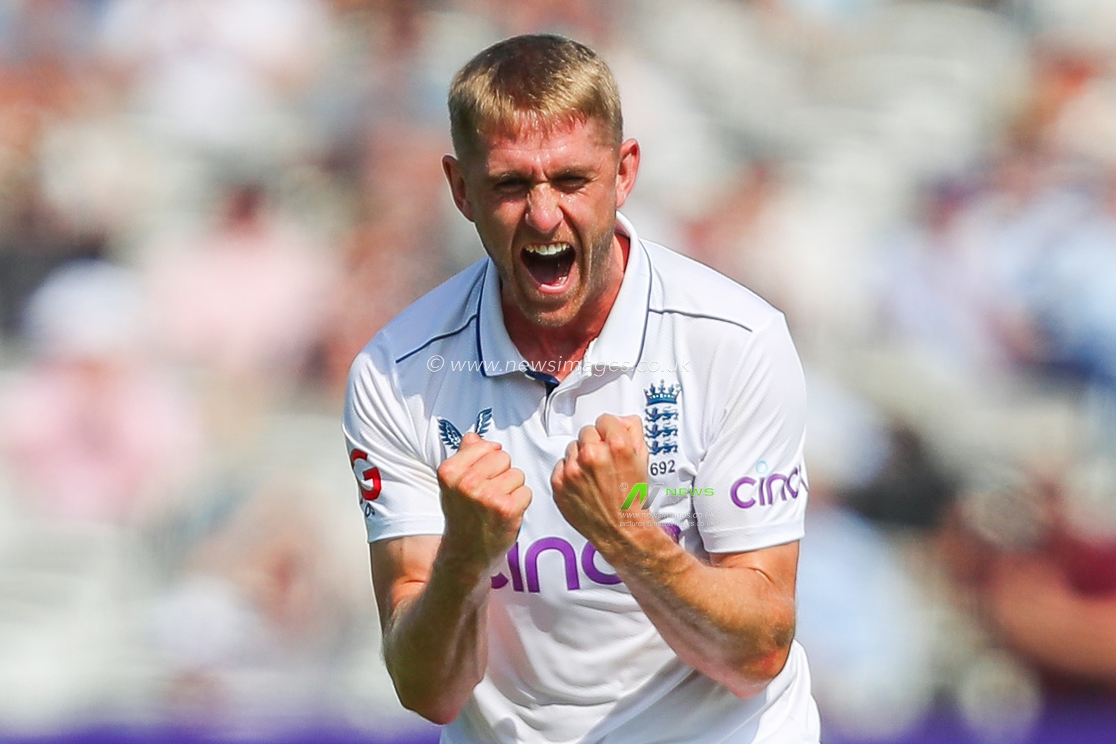 Olly Stone of England celebrates after the dismissal of Dimuth Karunaratne of Sri Lanka during the England v Sri Lanka 2nd Rothesay Test Match Day 4 at Lords, London, United Kingdom, 1st September 2024

(Photo by Izzy Poles/News Images)