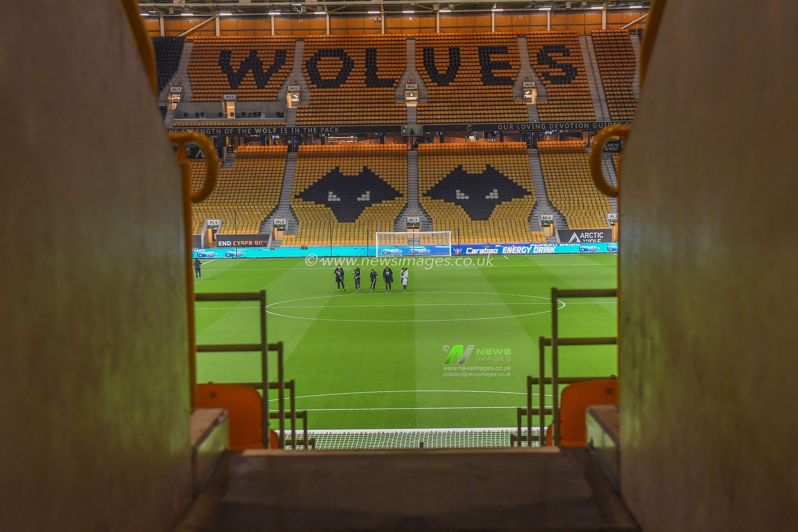 General view of Molineux Stadium, Home of Wolverhampton Wanderers F.C.during the Carabao Cup match Wolverhampton Wanderers vs Leeds United at Molineux, Wolverhampton, United Kingdom, 9th November 2022

(Photo by Mike Jones/News Images)