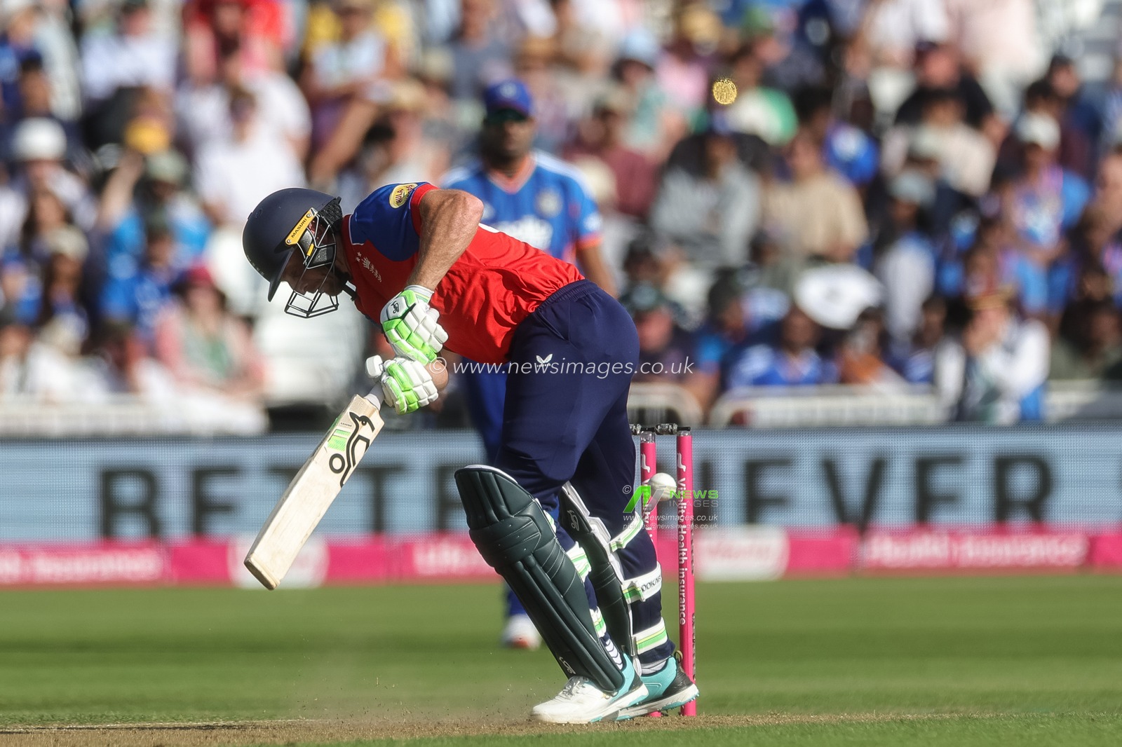 Jos Buttler of England is bowled out by Prince Yadav of India during the Third Vitality T20 International match England vs India at Trent Bridge, Nottingham, United Kingdom on 07 July 2026

(Photo by Mark Cosgrove/News Images)