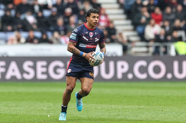 Tristan Sailor of St. Helens breaks with the ball during the Betfred Super League Round 8 match Wigan Warriors vs St Helens at The Brick Community Stadium, Wigan, United Kingdom, 18th April 2025

(Photo by Mark Cosgrove/News Images)