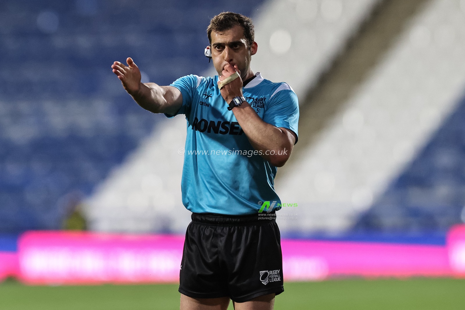 Referee James Vella blows the whistle during the Betfred Super League Round 12 match Huddersfield Giants vs Leigh Leopards at John Smith's Stadium, Huddersfield, United Kingdom, 24th May 2024

(Photo by Mark Cosgrove/News Images)