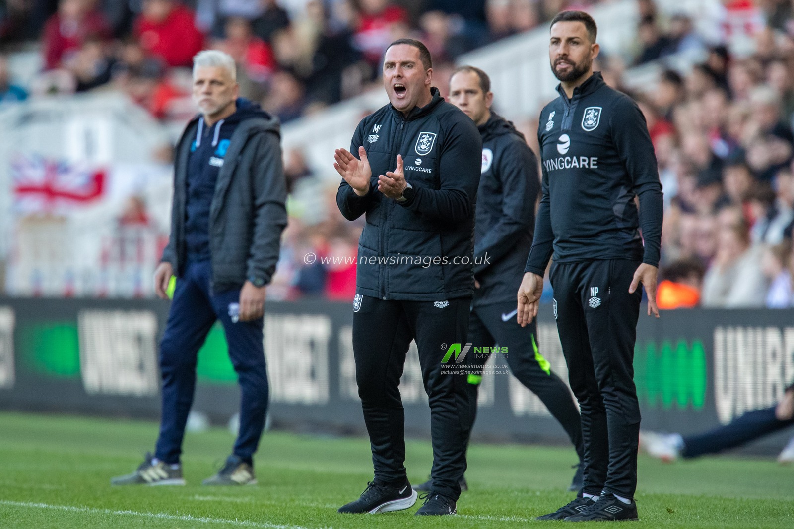 Mark Fotheringham manager of Huddersfield Town gestures and reacts during the Sky Bet Championship match Middlesbrough vs Huddersfield Town at Riverside Stadium, Middlesbrough, United Kingdom, 22nd October 2022

(Photo by James Heaton/News Images)