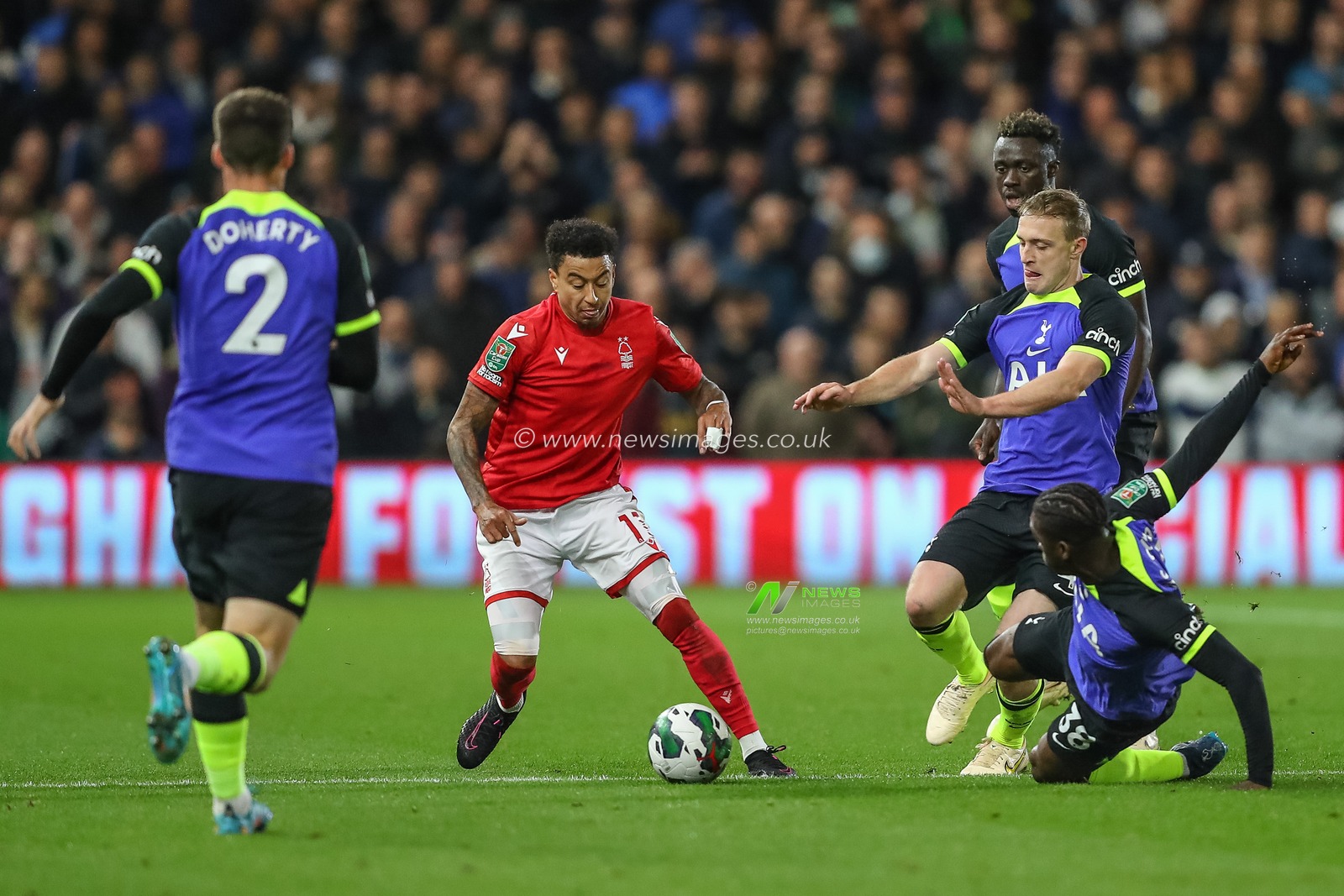 Jesse Lingard #11 of Nottingham Forest in action during the Carabao Cup Third Round match Nottingham Forest vs Tottenham Hotspur at City Ground, Nottingham, United Kingdom, 9th November 2022

(Photo by Gareth Evans/News Images)