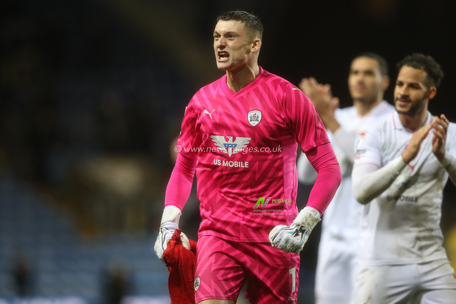 Liam Roberts of Barnsley celebrates with the travelling fans after Barnsley win 0-1 during the Sky Bet League 1 match Oxford United vs Barnsley at Kassam Stadium, Oxford, United Kingdom, 23rd January 2024

(Photo by Alfie Cosgrove/News Images)