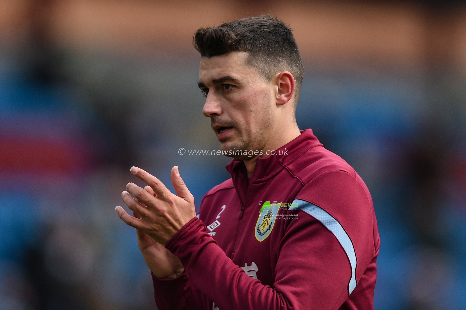 4th January 2020, Turf Moor, Burnley, England; Emirates FA Cup, Burnley v Peterborough : Matthew Lowton (2) of Burnley during the pre match warm up.

Credit: Richard Long/News Images