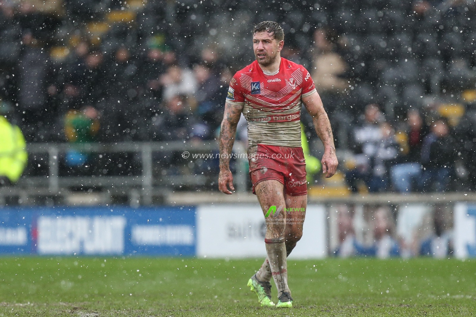 Mark Percival (4) of St Helens during the game