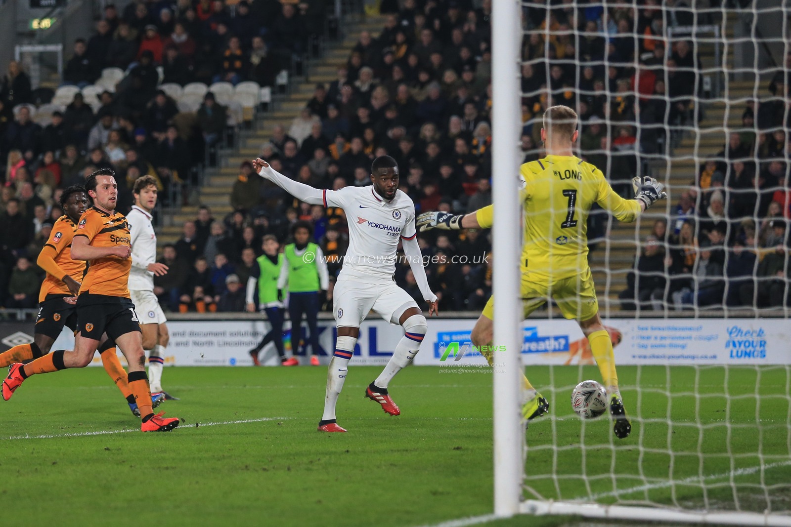 25th January 2020, KC Stadium, Kingston upon Hull, England; Emirates FA Cup, Hull City v Chelsea : Fikayo Tomori (29) of Chelsea scores to make it 2 - 0
