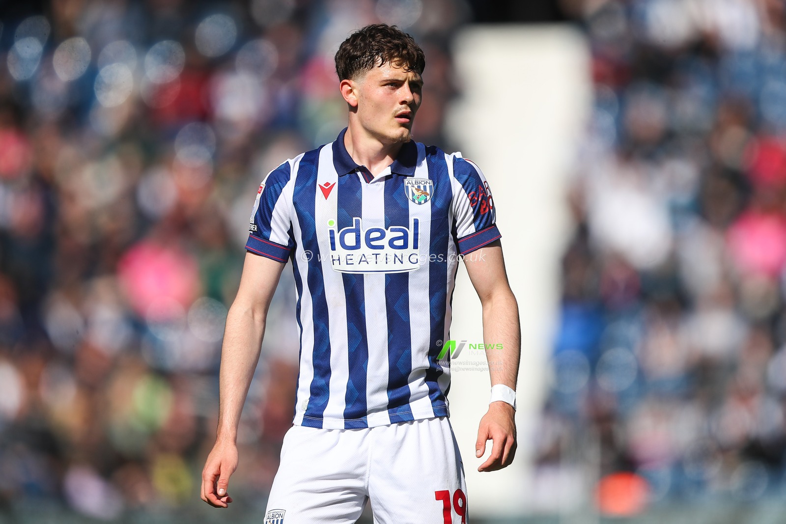 Will Lankshear of West Bromwich Albion during the Sky Bet Championship match West Bromwich Albion vs Derby County at The Hawthorns, West Bromwich, United Kingdom, 21st April 2025

(Photo by Gareth Evans/News Images)