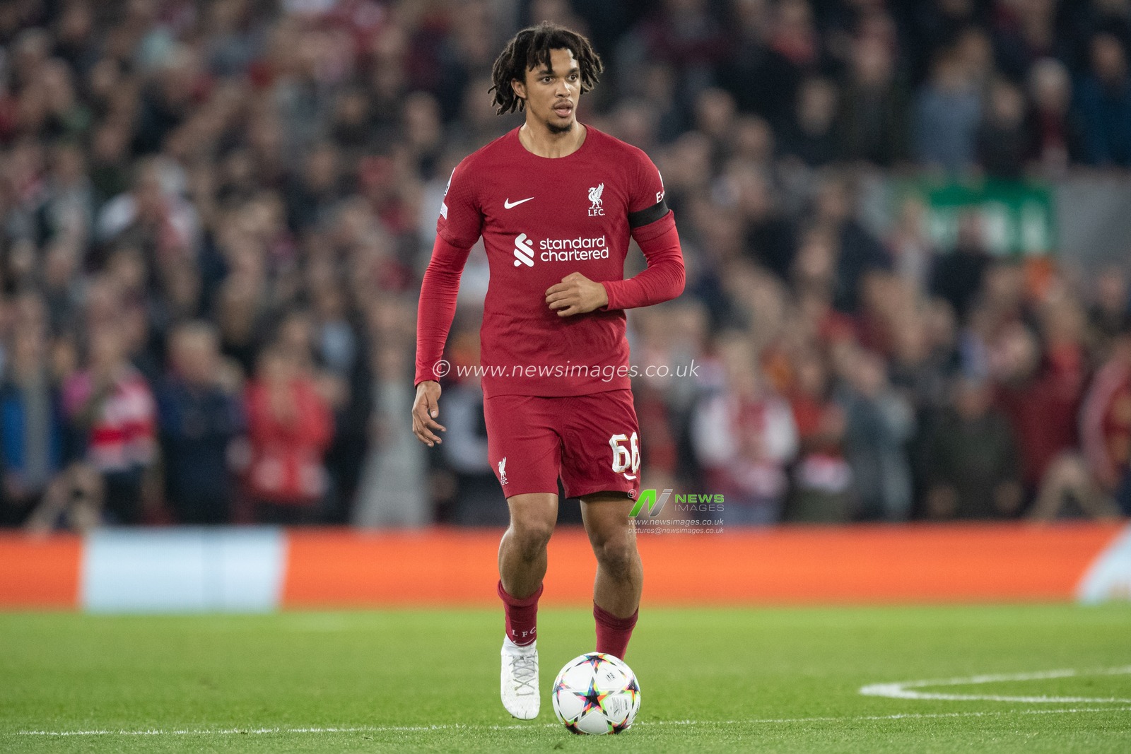 Trent Alexander-Arnold #66 of Liverpool on the ball during the UEFA Champions League match Liverpool vs Rangers at Anfield, Liverpool, United Kingdom, 4th October 2022

(Photo by James Heaton/News Images)
