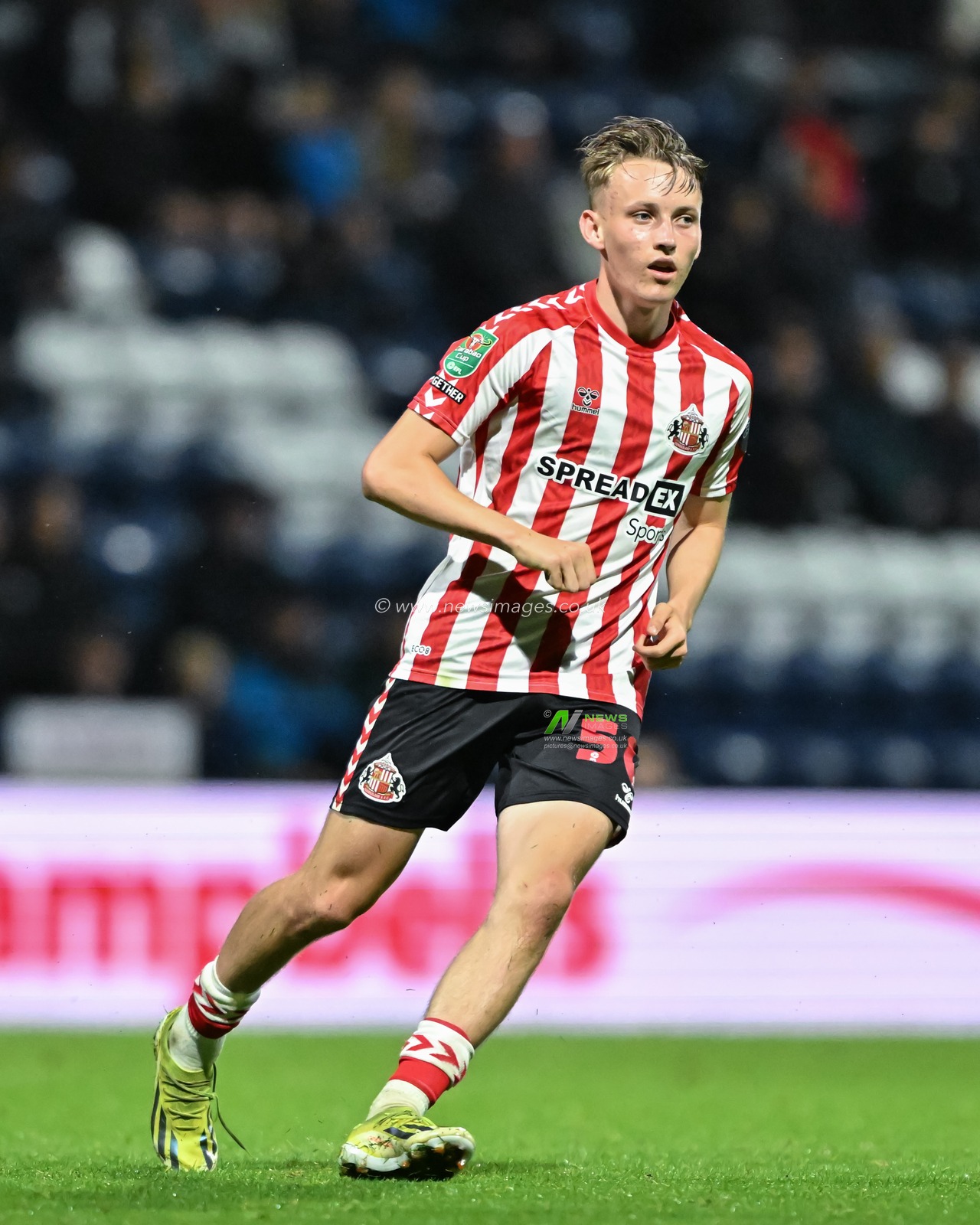 Harrison Jones of Sunderland during the Carabao Cup match Preston North End vs Sunderland at Deepdale, Preston, United Kingdom, 13th August 2024

(Photo by Cody Froggatt/News Images)