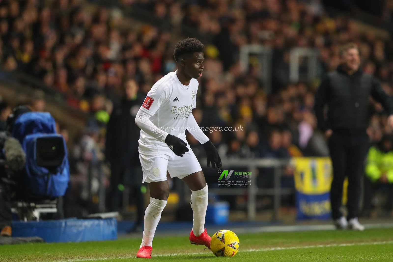 Bukayo Saka #7 of Arsenal in action during the Emirates FA Cup Third Round match Oxford United vs Arsenal at Kassam Stadium, Oxford, United Kingdom, 9th January 2023

(Photo by Gareth Evans/News Images)