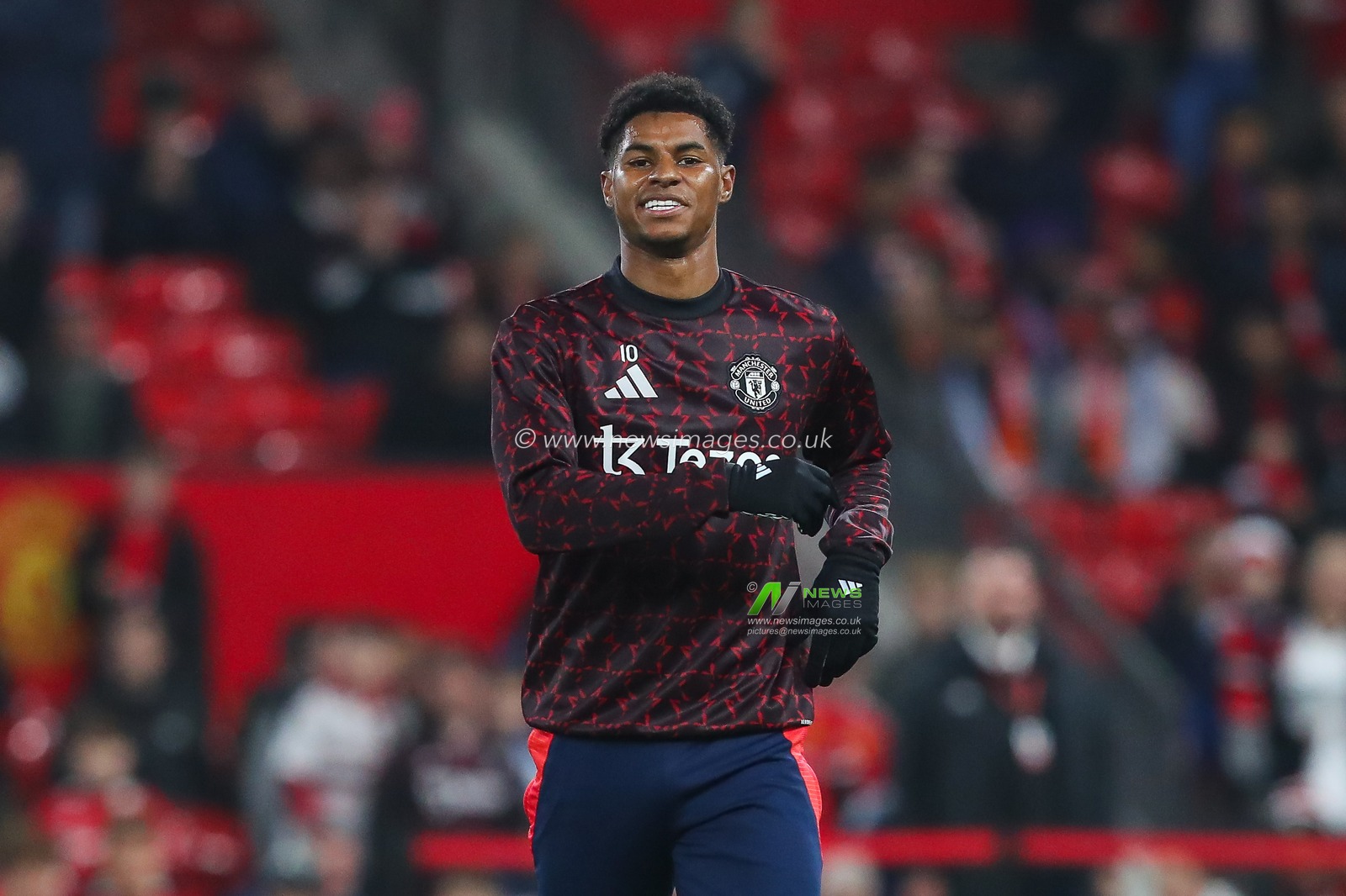Marcus Rashford of Manchester United during the pre-game warmup ahead of the Carabao Cup Last 16 match Manchester United vs Leicester City at Old Trafford, Manchester, United Kingdom, 30th October 2024

(Photo by Gareth Evans/News Images)