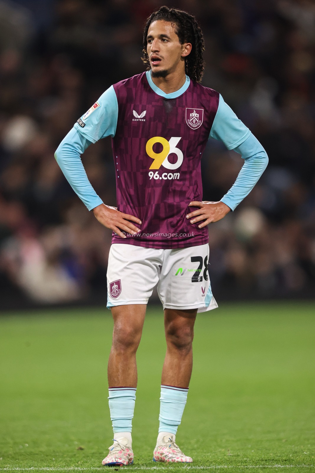 Luca Koleosho of Burnley during the Sky Bet Championship match Burnley vs Plymouth Argyle at Turf Moor, Burnley, United Kingdom, 1st October 2024

(Photo by Alfie Cosgrove/News Images)