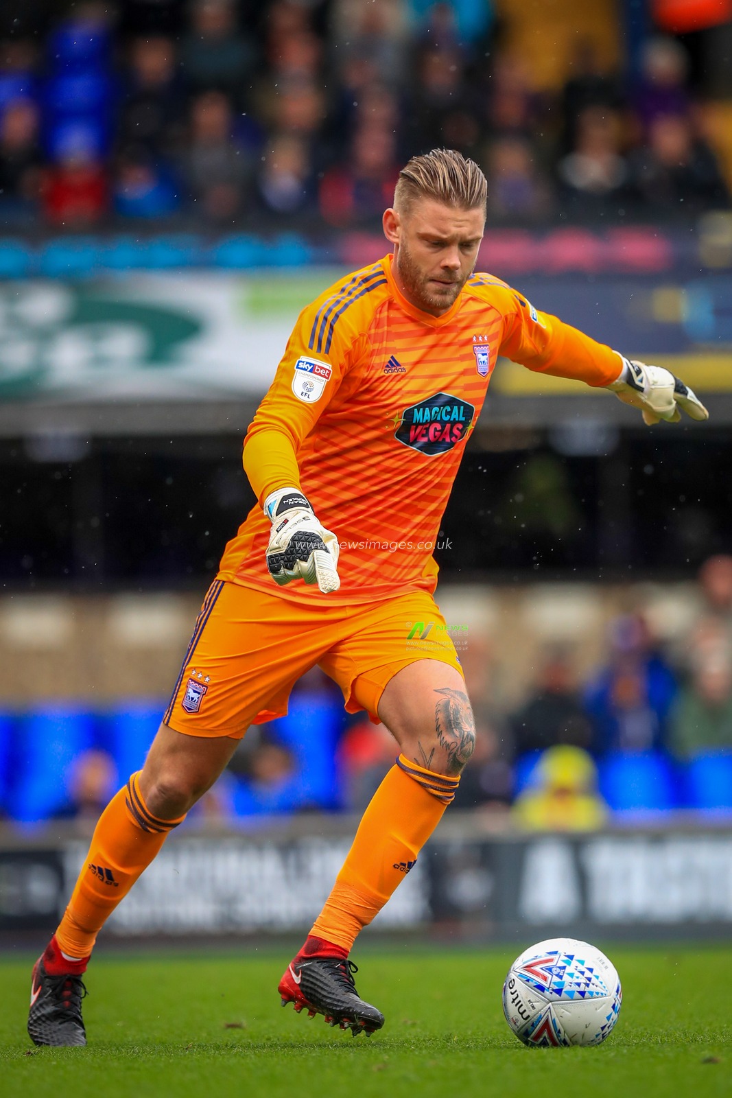 22nd September 2018, Portman Road, Ipswich, England; Sky Bet Championship Ipswich Town v Bolton Wonderers ; Dean Gerken (01) of Ipswich  

Credit: Georgie Kerr/News Images
EDITORIAL USE ONLY No use with unauthorised audio, video, data, fixture lists, club/league logos or 'live' services. Online in-match use limited to 45 images, no video emulation. No use in betting, games or single club/league/player publications and all English Football League images are subject to DataCo Licence