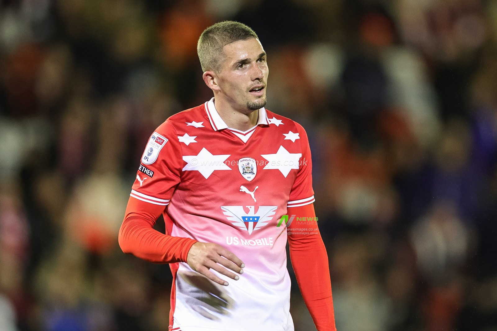 Max Watters #36 of Barnsley during the Sky Bet League 1 match Barnsley vs Portsmouth at Oakwell, Barnsley, United Kingdom, 19th September 2023

(Photo by Mark Cosgrove/News Images)