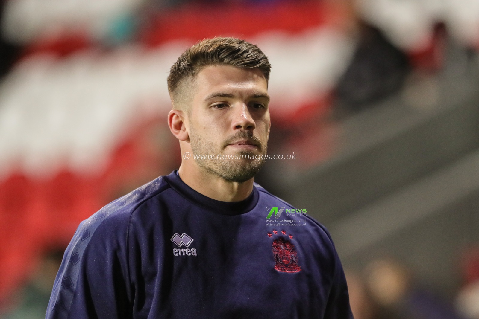 27th September 2019, Totally Wicked Stadium, St Helens, England; Betfred Super League Semi Final, Saint Helens v Wigan Warriors : Oliver Gildart (4) of Wigan Warriors warming up before kickoff

Credit: Mark Cosgrove/News Images