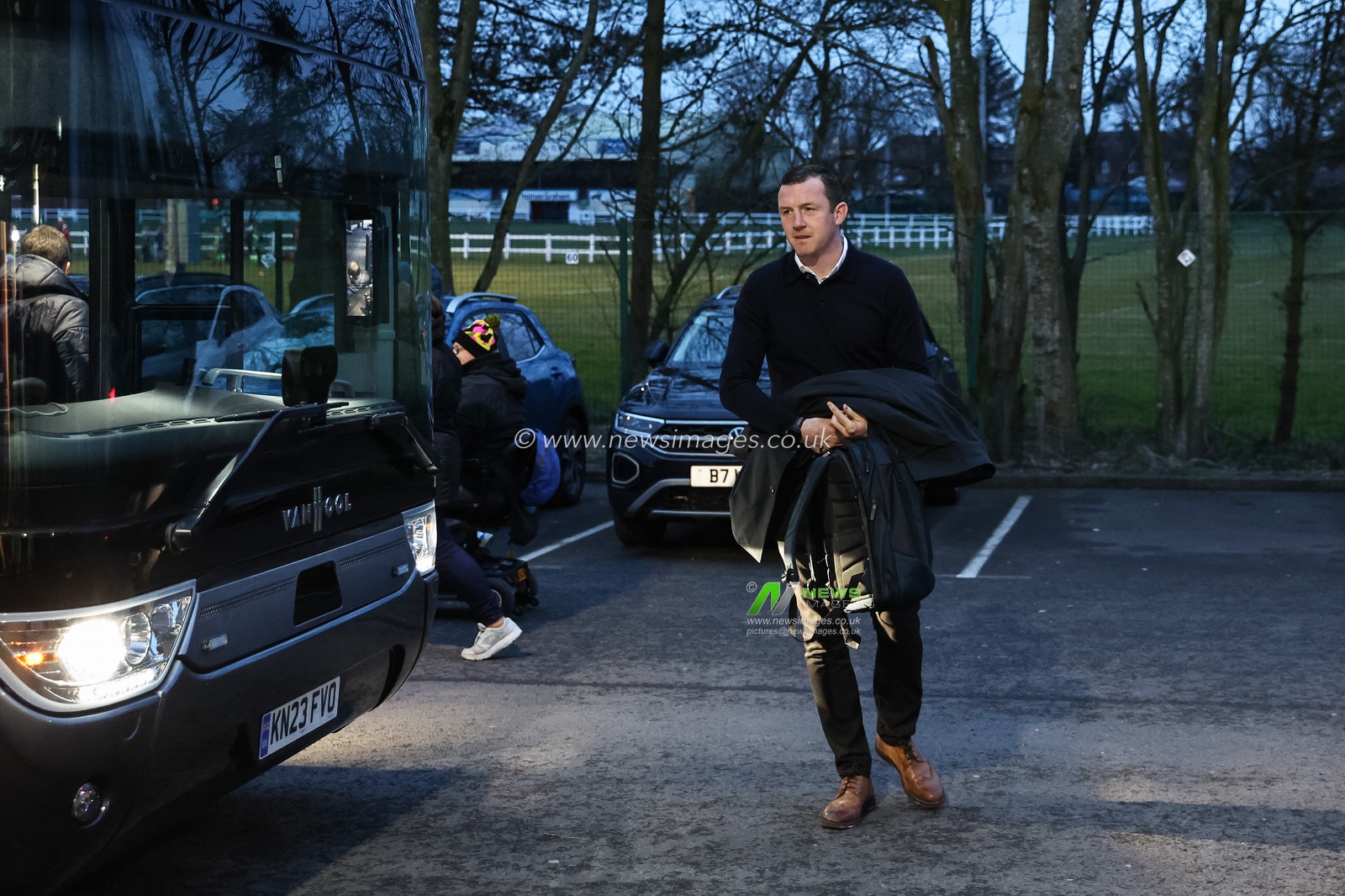 Neill Collins Head coach of Barnsley during the Sky Bet League 1 match Carlisle United vs Barnsley at Brunton Park, Carlisle, United Kingdom, 12th March 2024

(Photo by Mark Cosgrove/News Images)