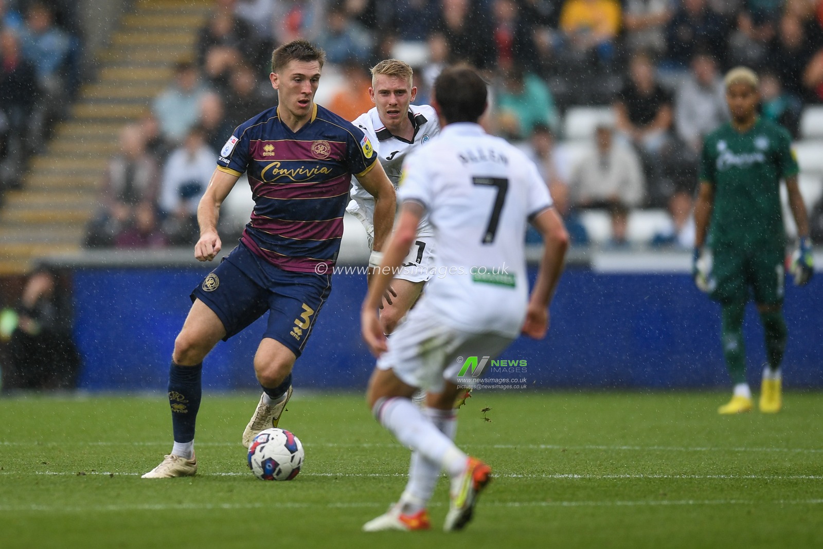 Jimmy Dunne #3 of QPR during the Sky Bet Championship match Swansea City vs Queens Park Rangers at Swansea.com Stadium, Swansea, United Kingdom, 3rd September 2022

(Photo by Mike Jones/News Images)