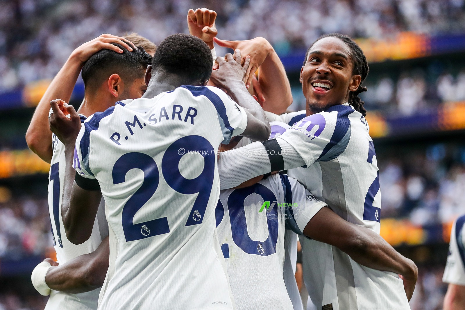Richarlison of Tottenham Hotspur celebrates his goal with teammates to make it 2-0 during the Premier League match Tottenham Hotspur vs Burnley at Tottenham Hotspur Stadium, London, United Kingdom, 16th August 2025

(Photo by Izzy Poles/News Images)