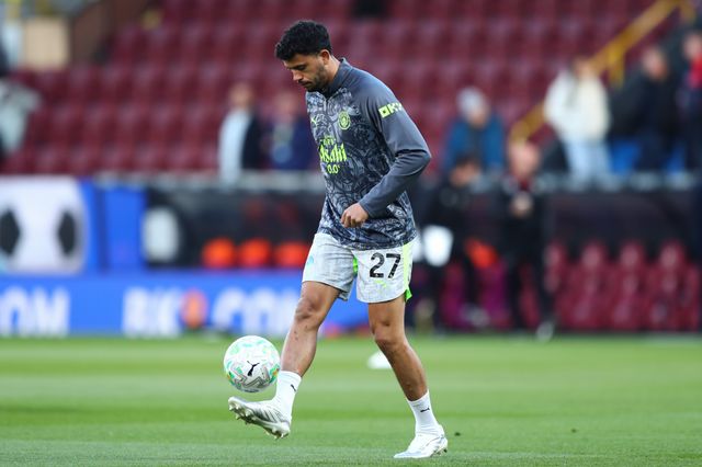 Matheus Nunes of Manchester City warms up ahead of the Premier League match Burnley vs Manchester City at Turf Moor, Burnley, United Kingdom on 22 April 2026

(Photo by Jorge Horsted/News Images)