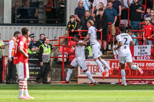Sky Bet League One: Barnsley v Bromley
