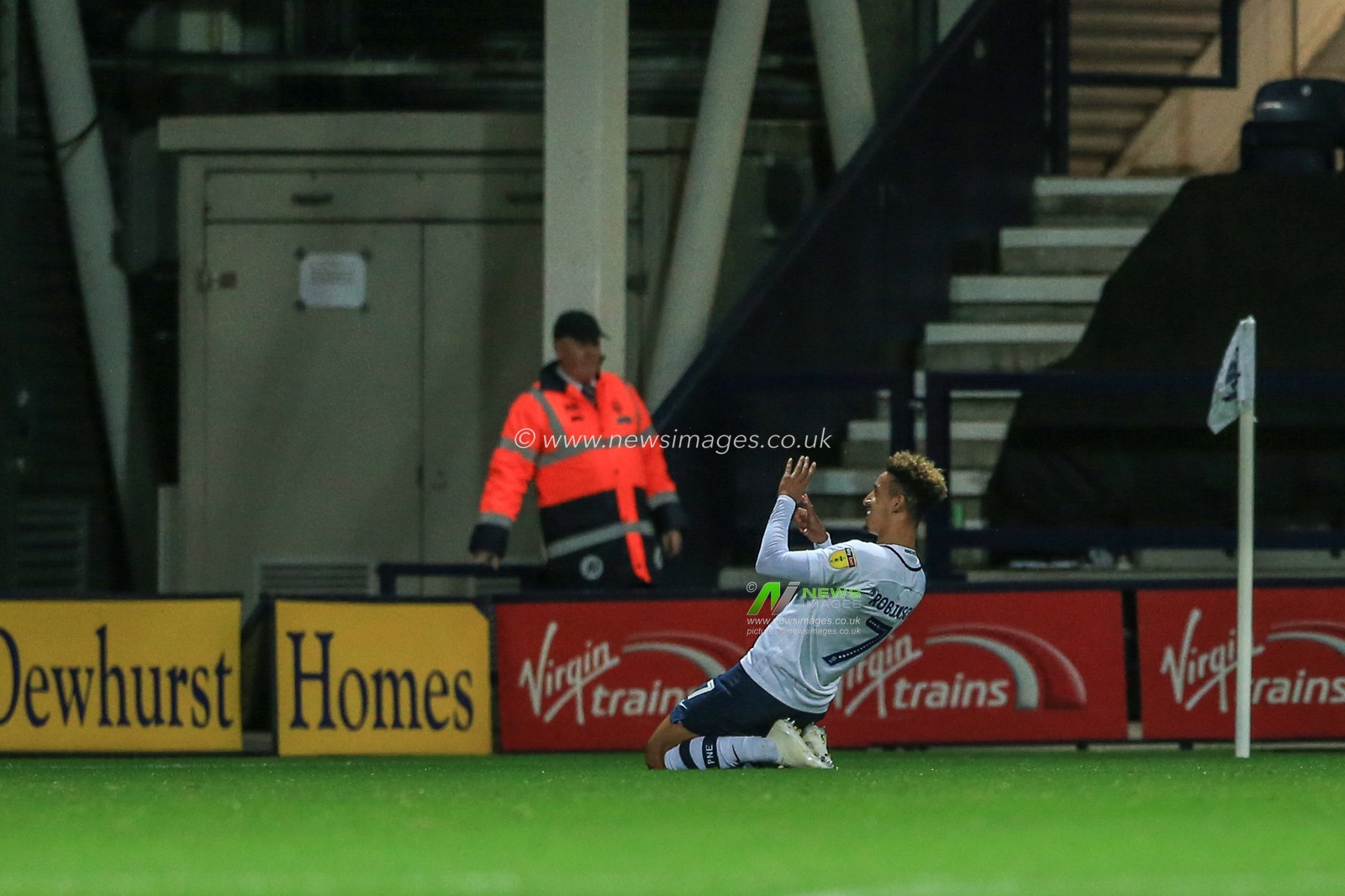 25th September 2018, Deepdale, Preston, England; Carabao EFL Cup, Third round, Preston North End vs Middlesbrough ;  Callum Robinson of Preston celebrates his goal to make it 1-0

Credit: Mark Cosgrove/News Images

English Football League images are subject to DataCo Licence