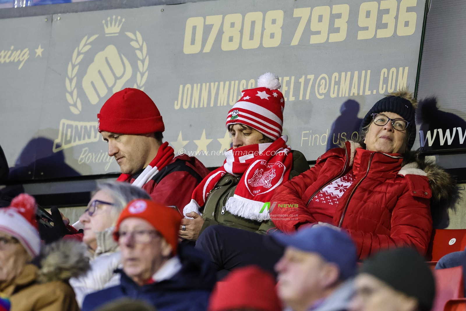 Barnsley fans during the Sky Bet League 1 match Barnsley vs Wigan Athletic at Oakwell, Barnsley, United Kingdom, 1st January 2024

(Photo by Mark Cosgrove/News Images)