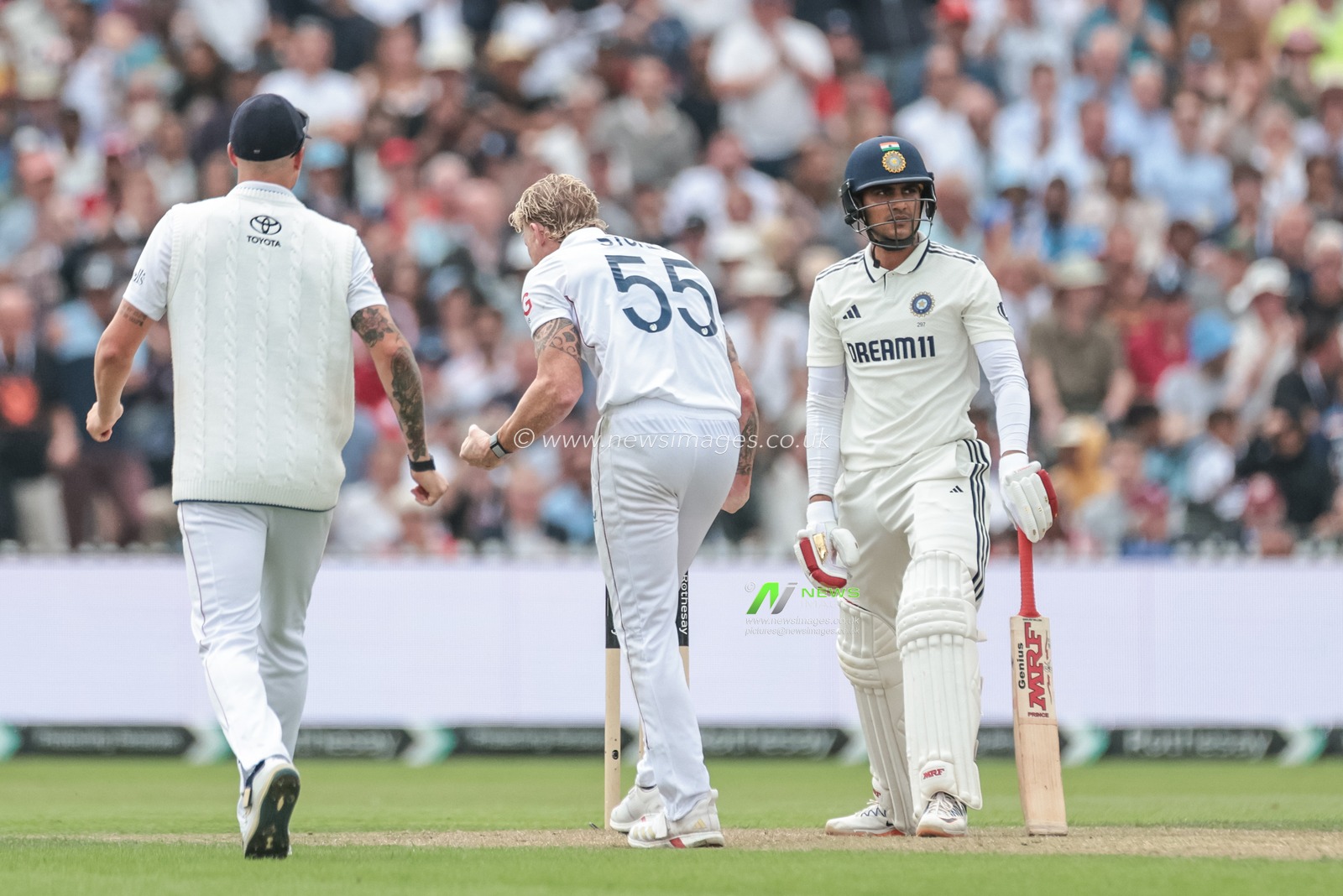 England captain Ben Stokes celebrates the wicket of India captain Shubman Gill during the 4th Rothesay Test Match match Day 1 England vs India at Old Trafford Cricket Ground, Manchester, United Kingdom, 22nd July 2025

(Photo by Mark Cosgrove/News Images)