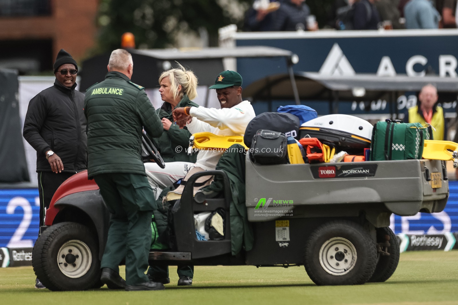 Richard Ngarava of Zimbabwe is driven off the field of play to receive treatment during the Rothesay Test Match Day 1 England vs Zimbabwe at Trent Bridge, Nottingham, United Kingdom, 22nd May 2025

(Photo by Mark Cosgrove/News Images)