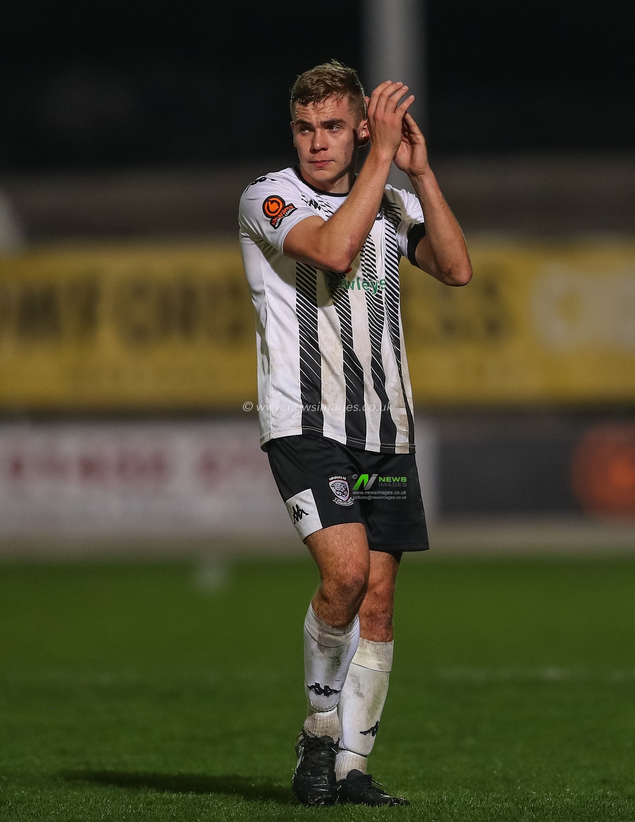 Jack Evans #3 of Hereford applauds the home fans after the Emirates FA Cup First Round match Hereford FC vs Portsmouth at Edgar Street, Hereford, United Kingdom, 4th November 2022

(Photo by Gareth Evans/News Images)