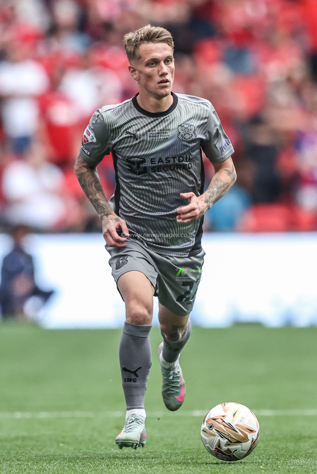 Ethan Galbraith of Leyton Orient during the Sky Bet League 1 Playoff Final match Charlton Athletic vs Leyton Orient at Wembley Stadium, London, United Kingdom, 25th May 2025

(Photo by Alfie Cosgrove/News Images)