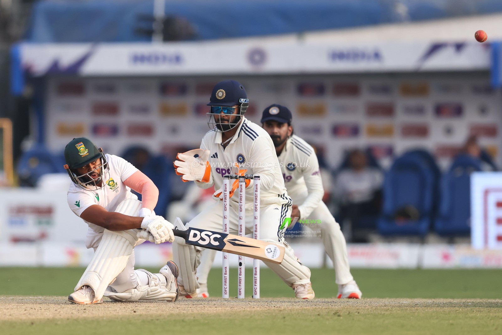 Teamba Bavuma (Captain) Of South Africa during the IDFC First Bank Test Day 2 India vs South Africa at Eden Gardens, Kolkata, India, 15th November 2025

(Photo by Shubhajit Roy Karmakar/News Images)