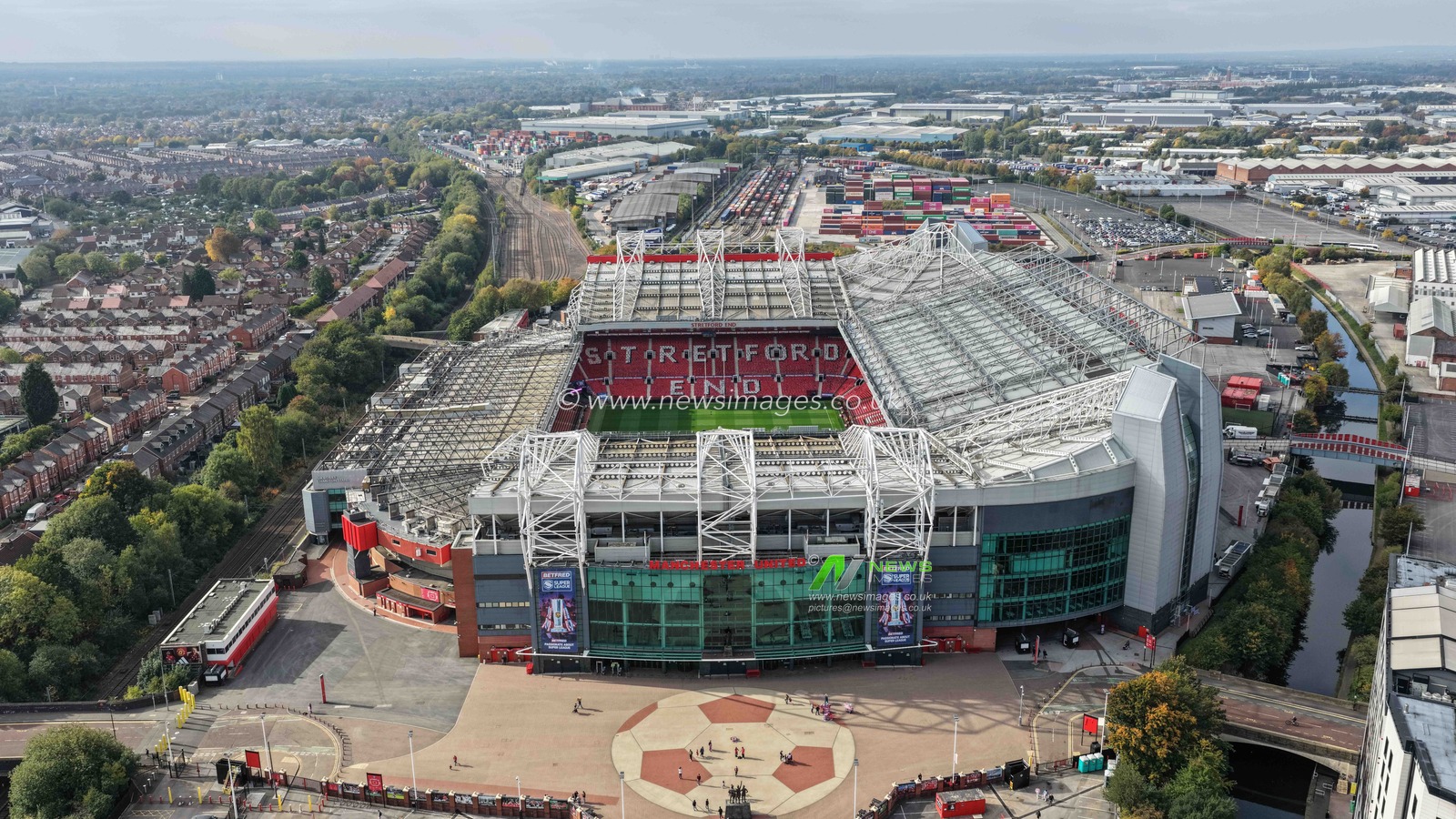 An aerial general view of Old Trafford during the 2025 Betfred Super League Grand Final Hull KR v Wigan Warriors at Old Trafford, Manchester, United Kingdom, 11th October 2025

(Photo by Mark Cosgrove/News Images)