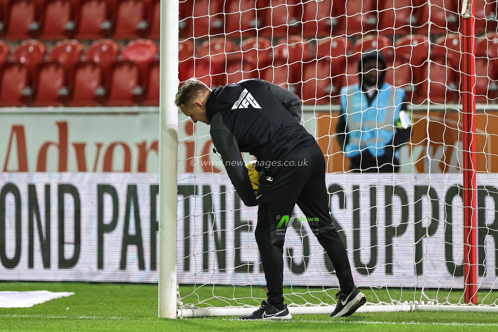 Referee Oliver Langford checks the goal line technology during the Sky Bet Championship match Rotherham United vs Leeds United at New York Stadium, Rotherham, United Kingdom, 24th November 2023

(Photo by Mark Cosgrove/News Images)