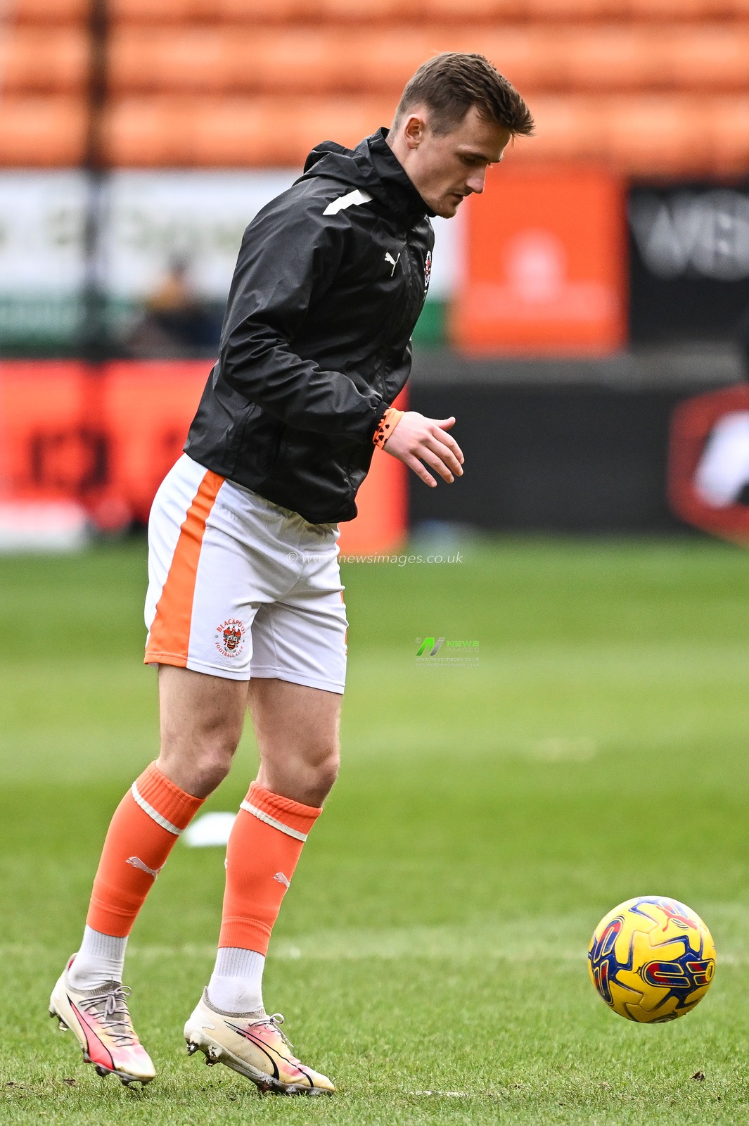 Callum Connolly of Blackpool during the pre-game warmup ahead of the Sky Bet League 1 match Blackpool vs Charlton Athletic at Bloomfield Road, Blackpool, United Kingdom, 27th January 2024

(Photo by Craig Thomas/News Images)