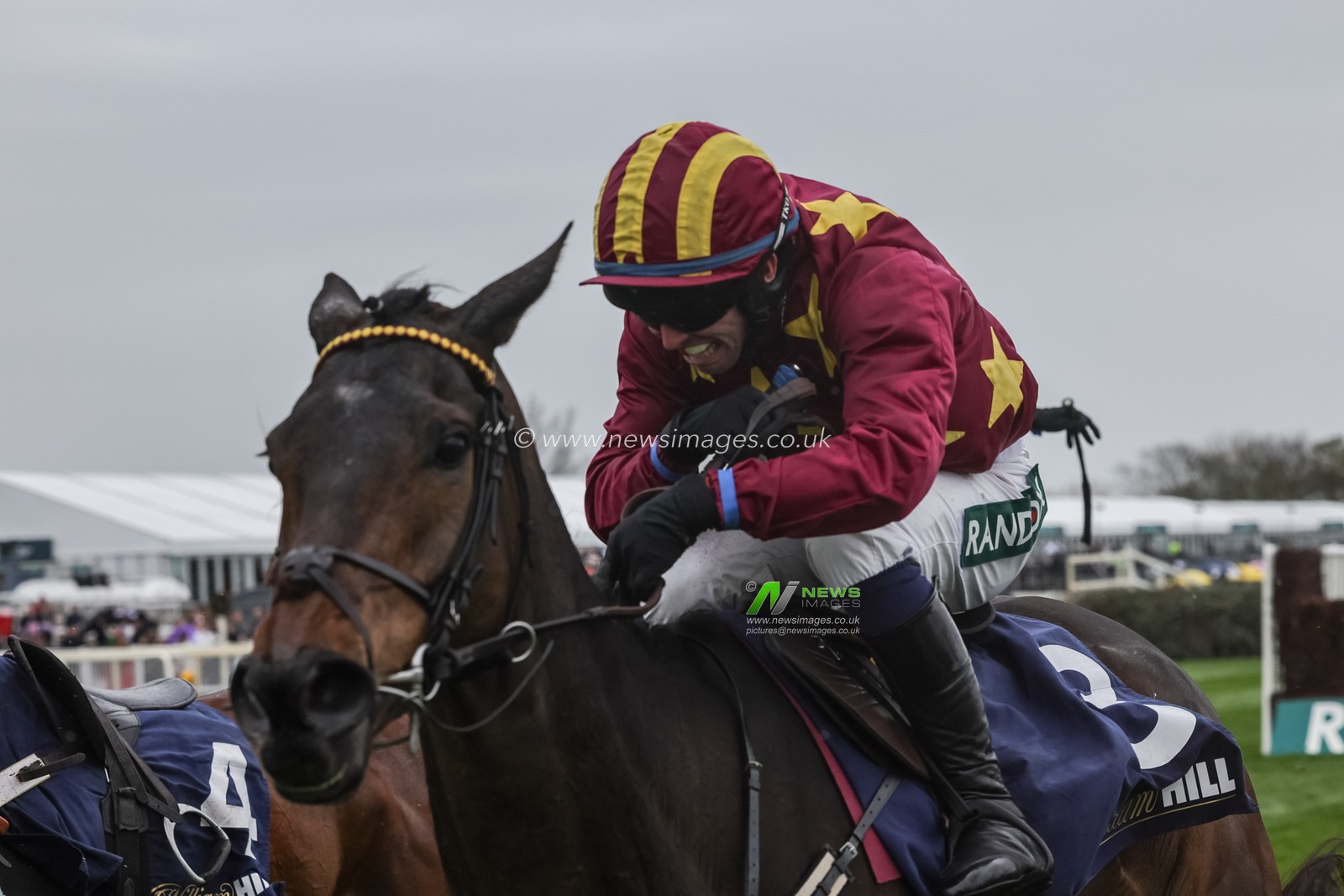 Koktail Divin ridden by D. J. O'Keeffe runs on and wins the 14:20 William Hill Manifesto Novices' Chase during the 2026 Randox Grand National Opening Day at Aintree Racecourse, Aintree, United Kingdom on 09 April 2026

(Photo by Mark Cosgrove/News Images)