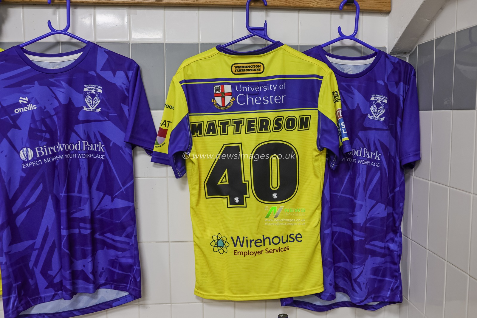 during the Betfred Super League Round 20 Leigh Leopards vs Warrington Wolves at Leigh Sports Village, Leigh, United Kingdom, 1st August 2025

(Photo by Mark Cosgrove/News Images)