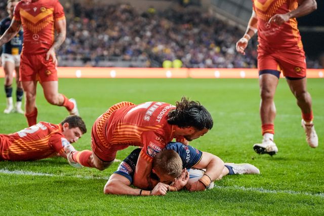 Cooper Jenkins of Leeds Rhinos goes over for a try during the Betfred Super League round 9 match Leeds Rhinos vs Catalans Dragons at AMT Headingley Stadium, Leeds, United Kingdom on 24 April 2026

(Photo by Maynard Manyowa/News Images)