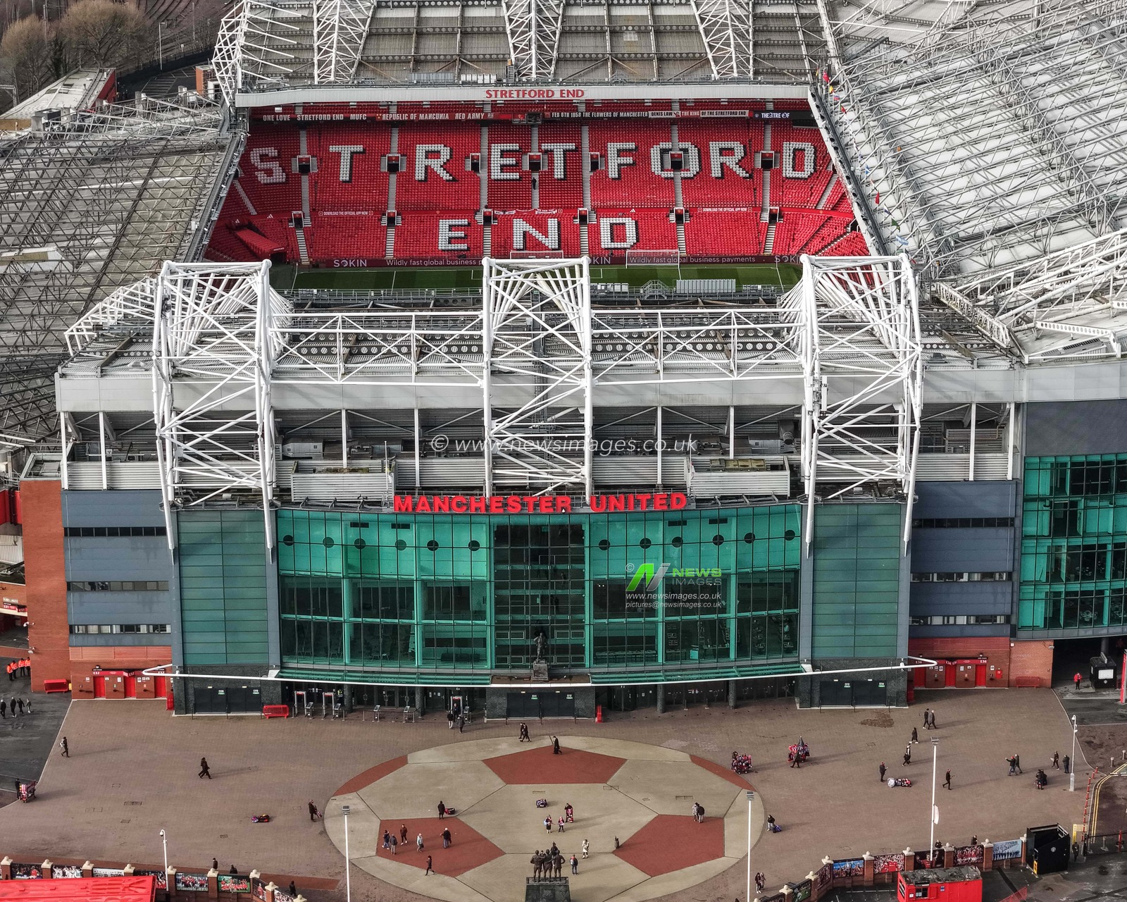 An aerial view of Old Trafford and the Stretford End during the Premier League match Manchester United vs Crystal Palace at Old Trafford, Manchester, United Kingdom on 01 March 2026

(Photo by Mark Cosgrove/News Images)