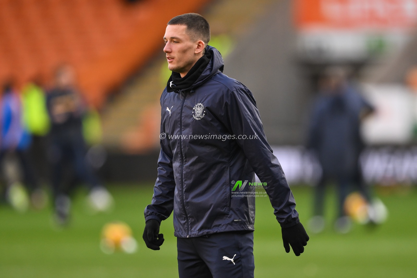 Oliver Casey of Blackpool during the pre-game warmup ahead of the Sky Bet League 1 match Blackpool vs Shrewsbury Town at Bloomfield Road, Blackpool, United Kingdom, 1st January 2025

(Photo by Craig Thomas/News Images)
