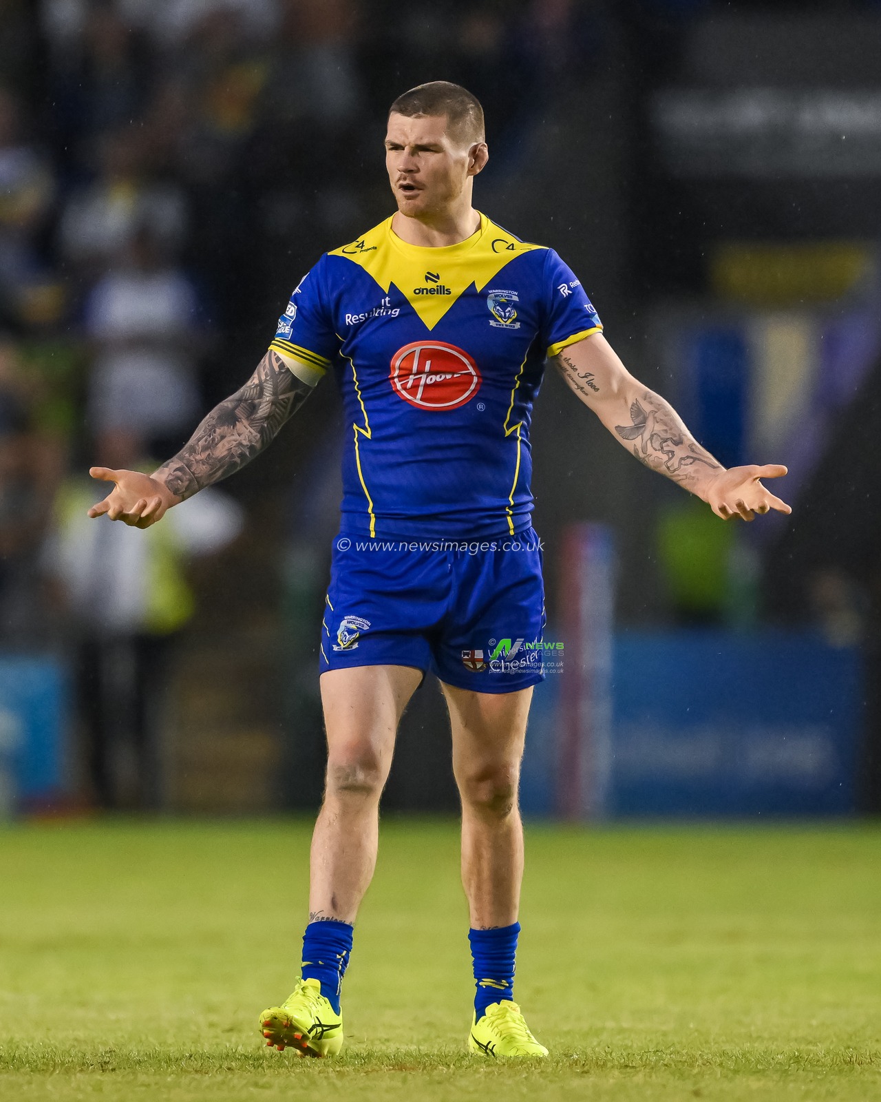 John Bateman of Warrington Wolves during the Betfred Super League Round 20 match Warrington Wolves vs Hull KR at Halliwell Jones Stadium, Warrington, United Kingdom, 2nd August 2024

(Photo by Craig Thomas/News Images)