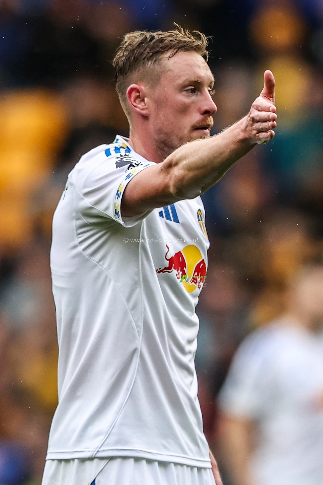 Sean Longstaff of Leeds United during the Premier League match Wolverhampton Wanderers vs Leeds United at Molineux, Wolverhampton, United Kingdom, 20th September 2025

(Photo by Alfie Cosgrove/News Images)