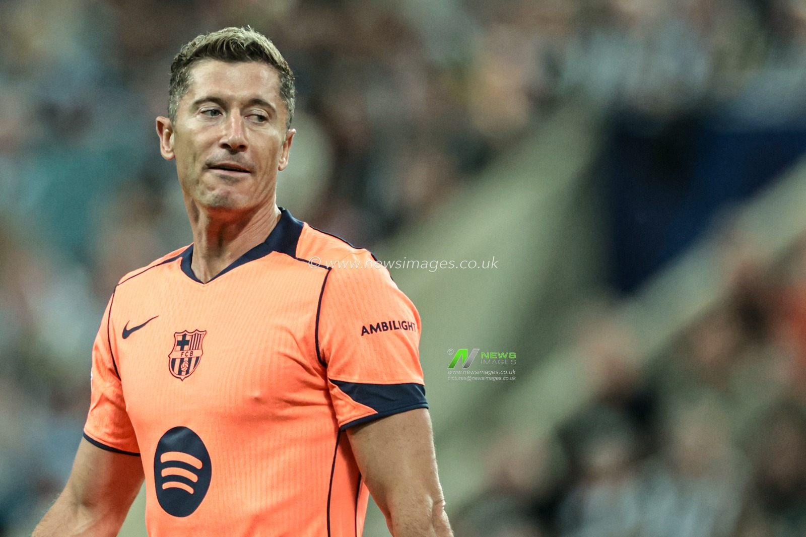 Robert Lewandowski of Barcelona during the UEFA Champions League 2025/26 Phase MD1 Newcastle United vs Barcelona at St James's Park, Newcastle, United Kingdom, 18th September 2025

(Photo by Mark Cosgrove/News Images)