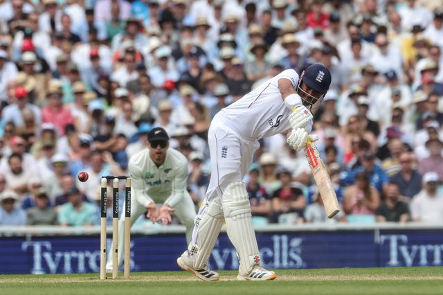 Emilio Gay of England hits the ball straight into the hands of Rachin Ravindra of New Zealand, caught out during the 2nd Rothesay Test Match Day 4 match England vs New Zealand at The Kia Oval, London, United Kingdom on 20 June 2026

(Photo by Mark Cosgrove/News Images)
