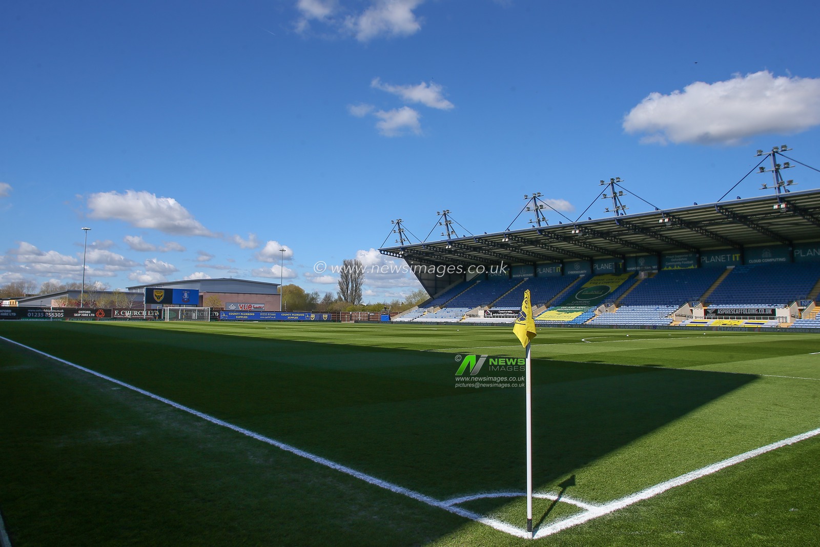 A general view inside of the Kassam Stadium, home of Oxford United ahead of the Sky Bet League 1 match Oxford United vs Sheffield Wednesday at Kassam Stadium, Oxford, United Kingdom, 7th April 2023

(Photo by Gareth Evans/News Images)