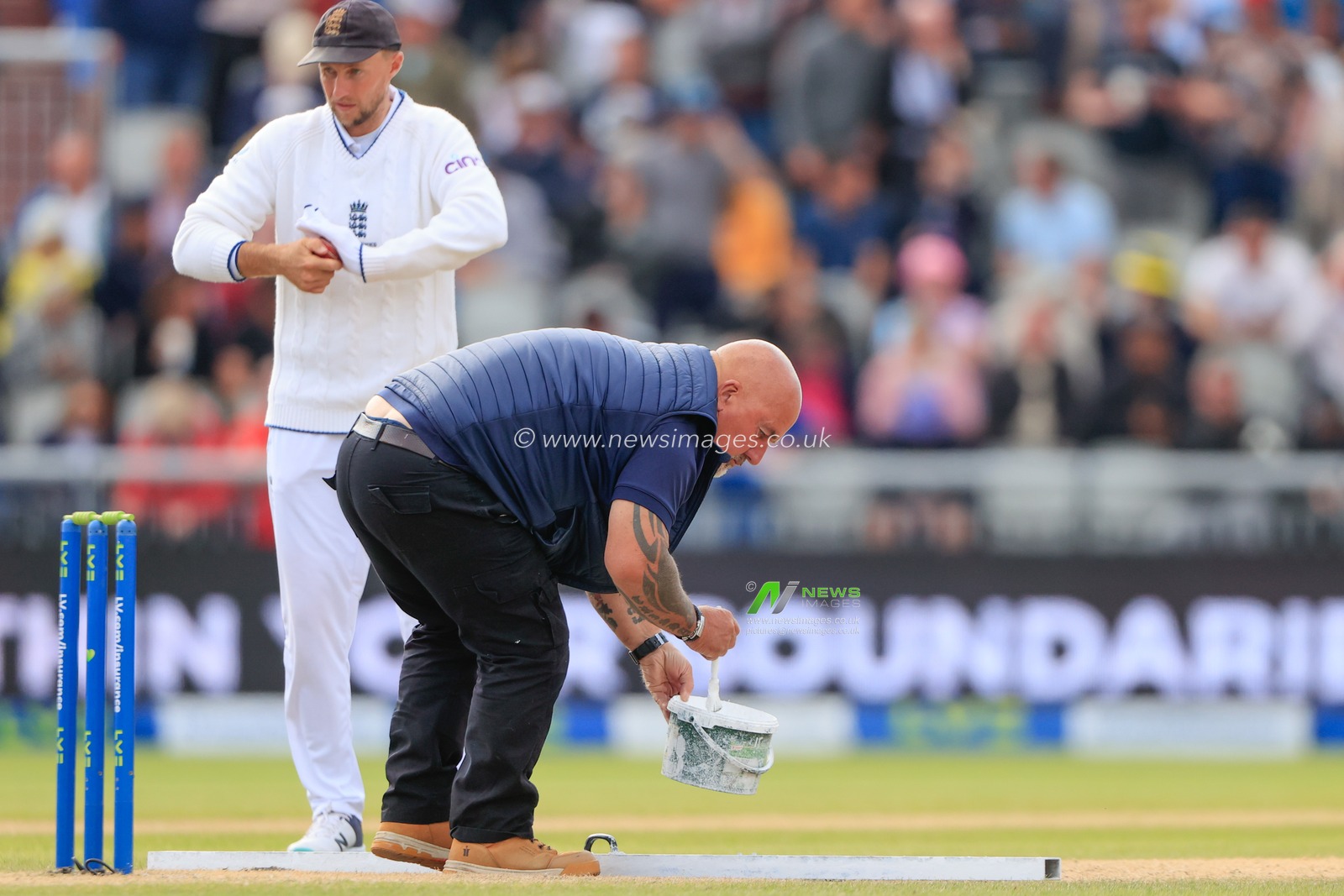Ground staff make repairs to the crease during the LV= Insurance Ashes Fourth Test Series Day Three Test Series match England vs Australia at Old Trafford, Manchester, United Kingdom, 21st July 2023

(Photo by Conor Molloy/News Images)