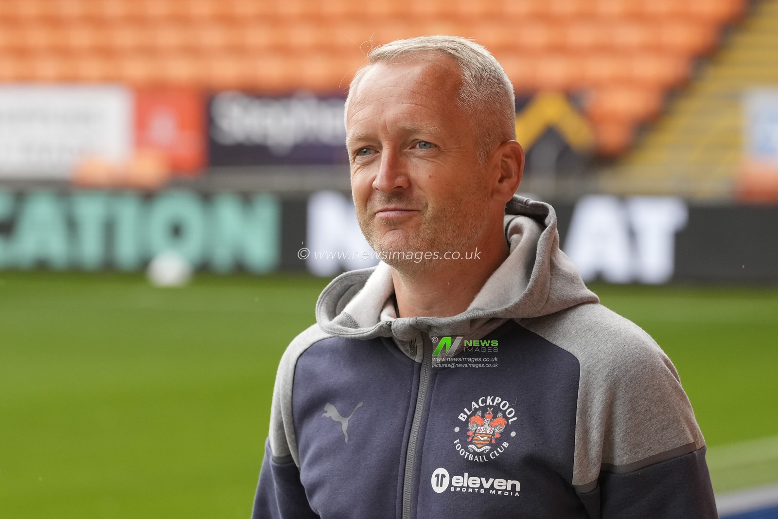 Neil Critchley Manager of Blackpool arrives at the stadium before the Sky Bet League 1 match Blackpool vs Burton Albion at Bloomfield Road, Blackpool, United Kingdom, 5th August 2023

(Photo by Steve Flynn/News Images)