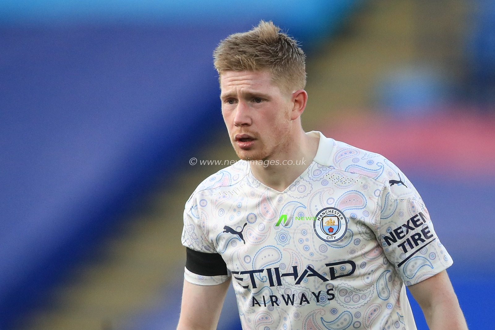 Kevin De Bruyne #17 of Manchester City during the game