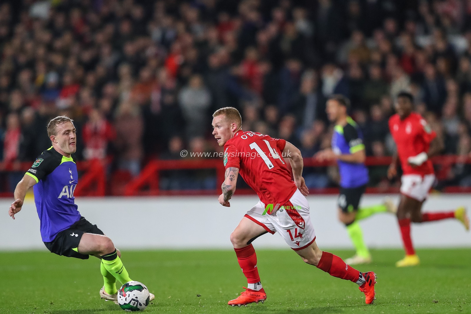 Lewis O'Brien #14 of Nottingham Forest runs with the ball during the Carabao Cup Third Round match Nottingham Forest vs Tottenham Hotspur at City Ground, Nottingham, United Kingdom, 9th November 2022

(Photo by Gareth Evans/News Images)
