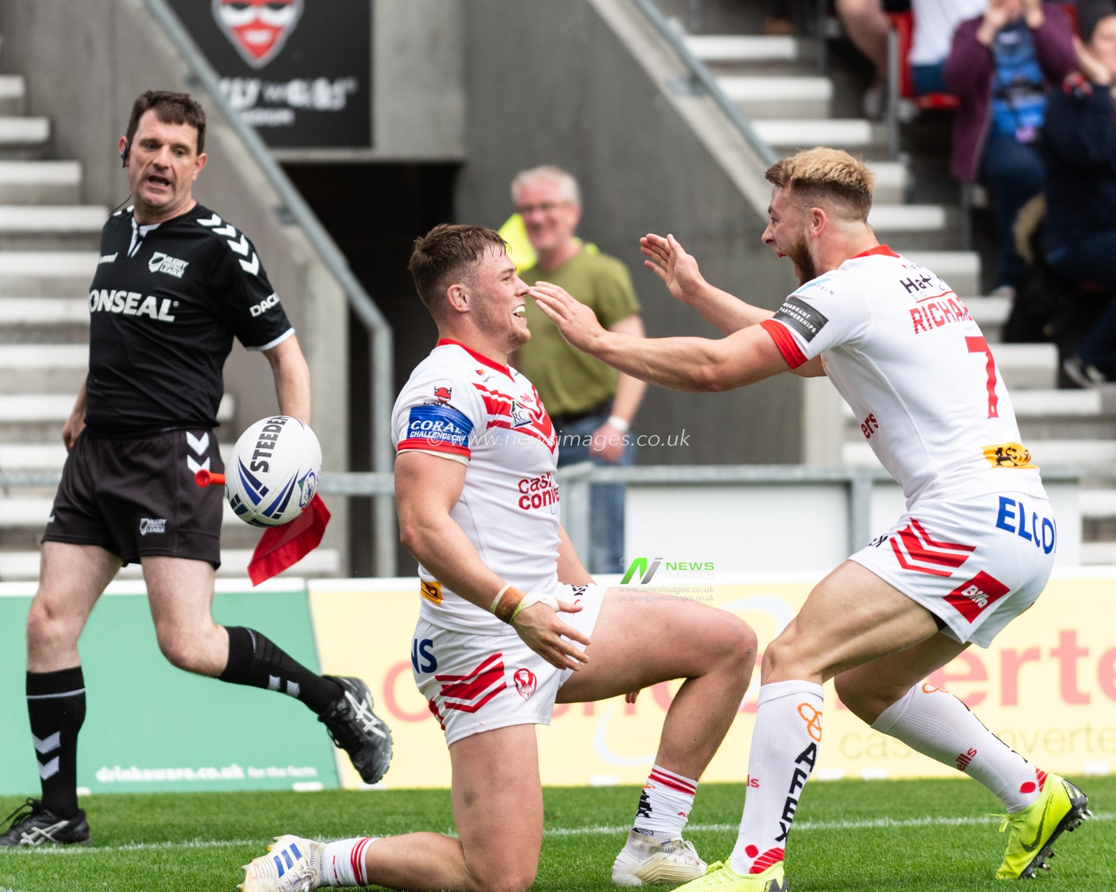 1st June 2019 , Totally Wicked Stadium, St Helens, England; Coral Challenge Cup 2019, Quarter Final , St Helens vs Wakefield Trinity ; Morgan Knowles of St Helens celebrates scoring his try

Credit: Richard Long/News Images